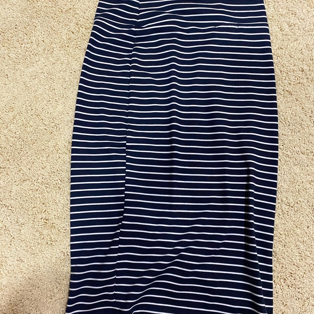 Striped skirt fitted passed knee length